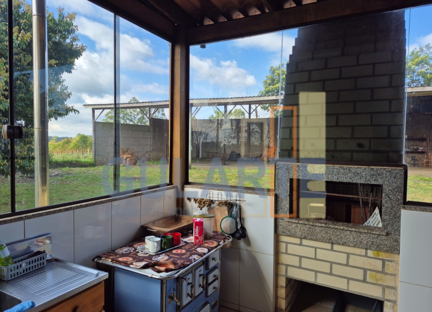 Casa à venda com 3 quartos, 250m² - Foto 11