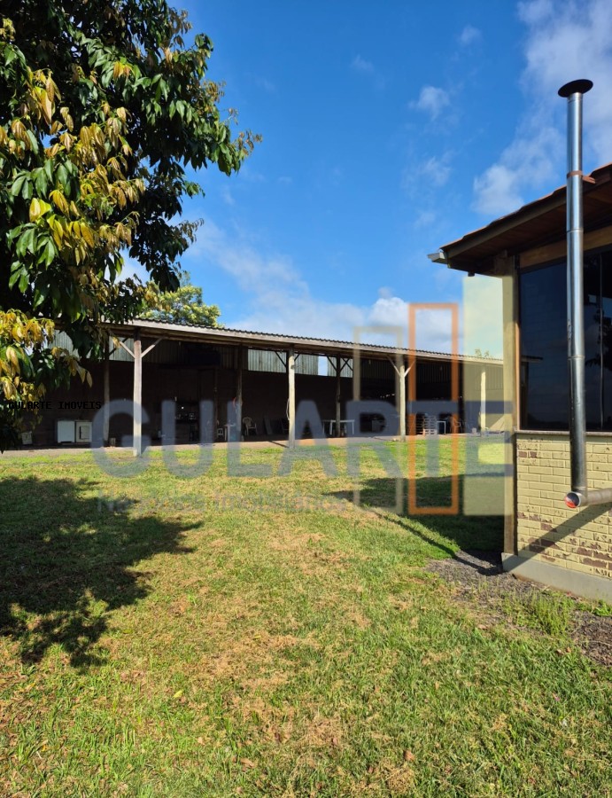 Casa à venda com 3 quartos, 250m² - Foto 26